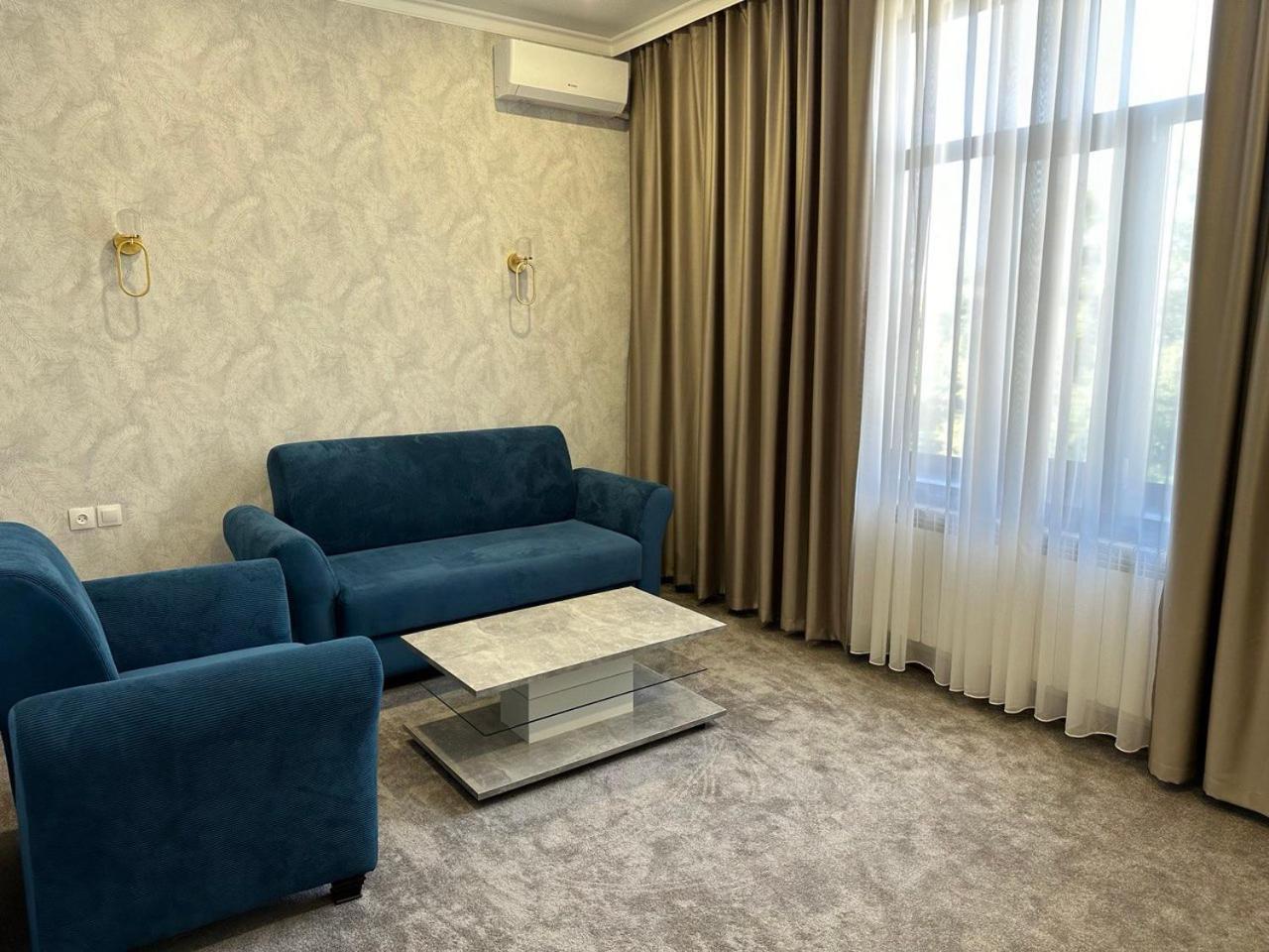 Grand Way Hotel Тараз Екстериор снимка